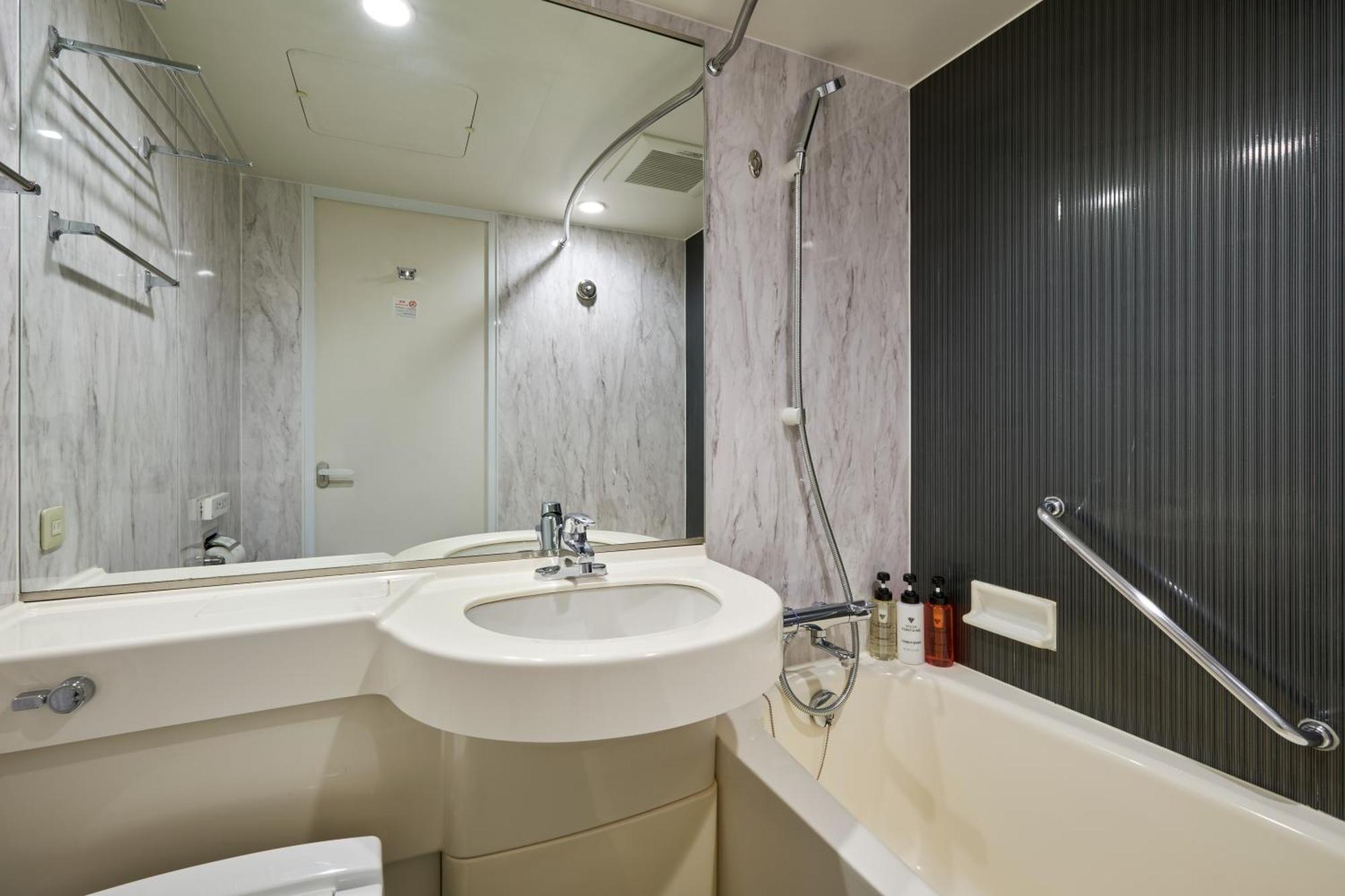 Hotel Villa Fontaine Tokyo-Jimbocho Esterno foto