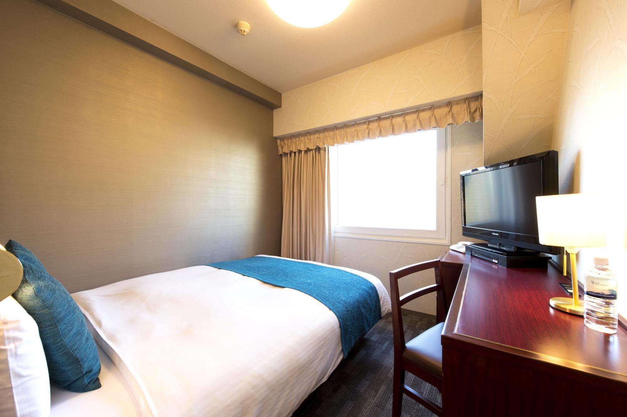 Hotel Villa Fontaine Tokyo-Jimbocho Esterno foto